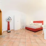 Sara Luxury 招待所 4*