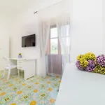 Sara Luxury 招待所 4*