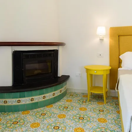 Sara Luxury 4*