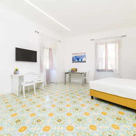 Sara Luxury Guest house *