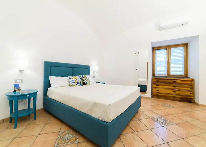 Konukevi Sara Luxury 4*